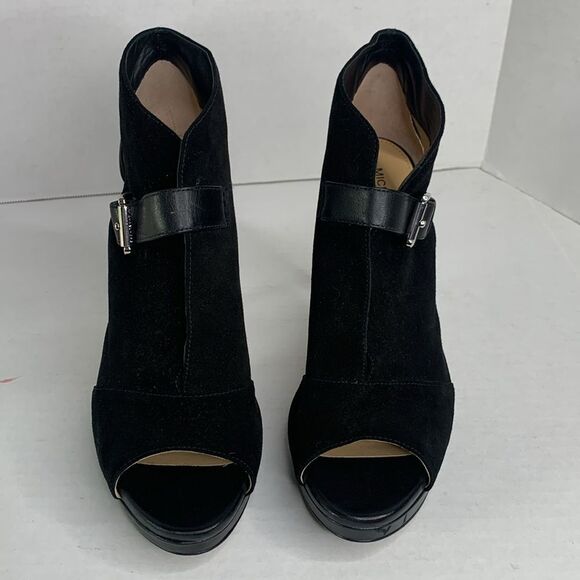 Michael Kors Isabella black suede leather peep toe heeled ankle booties NWOT - Picture 5 of 11